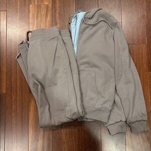 Brandy Melville Sweatpants never worn